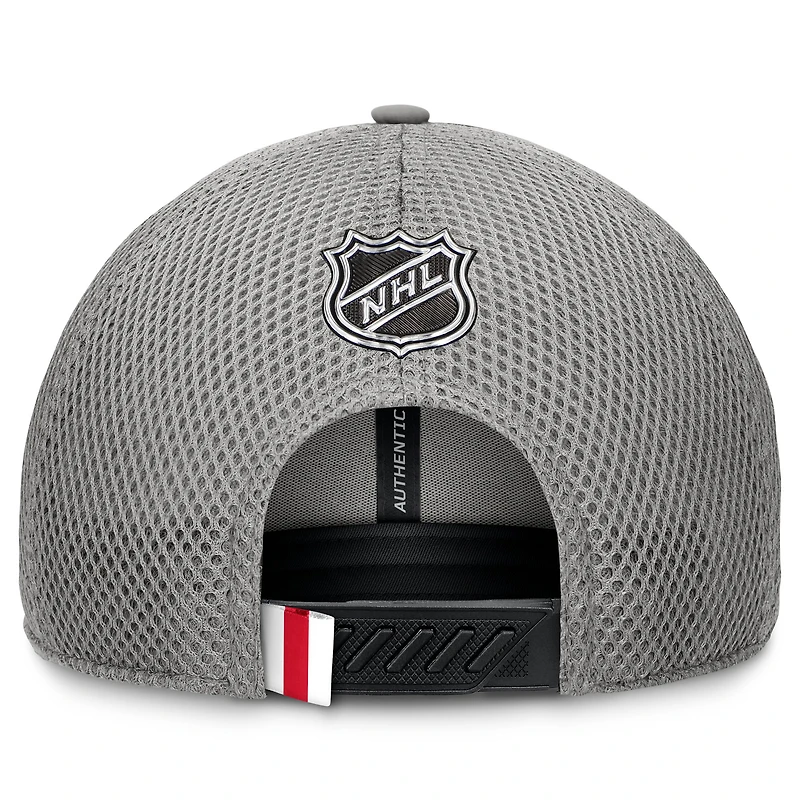 Casquette ajustable Fanatics pour homme New York Rangers Authentic Pro Home Ice Trucker grise