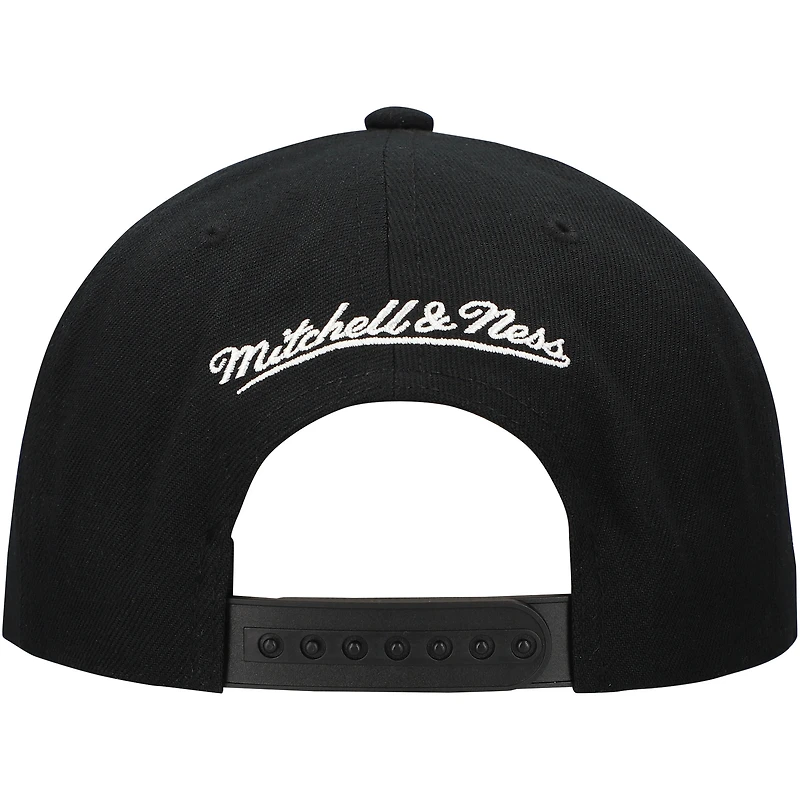 Men's Mitchell & Ness  Black New York Rangers Team Snapback Hat