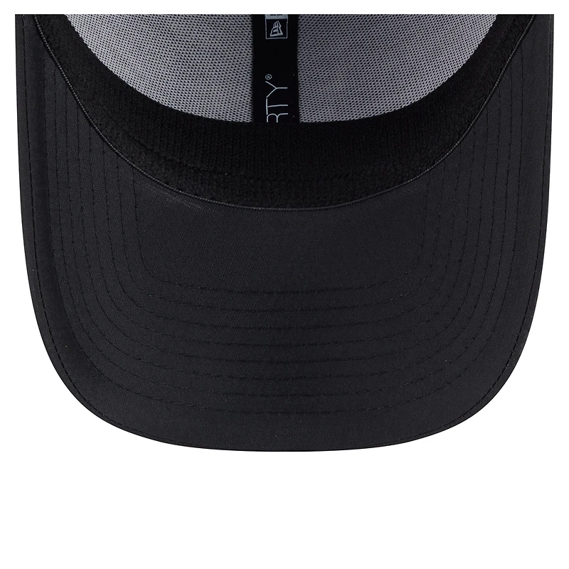 Men's New Era  Black York Rangers Blackout 39THIRTY Flex Fit Hat