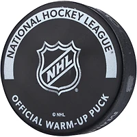 Rondelle utilisée à l'entraînement par les Rangers de New York lors de l'échauffement contre les Maple Leafs de Toronto le 15 décembre 2022