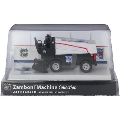 Zamboni moulée sous pression autographiée à l'échelle 1:43 par Phil Esposito des Rangers de New York