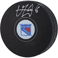Rondelle de hockey autographiée par Vincent Trocheck des Rangers de New York