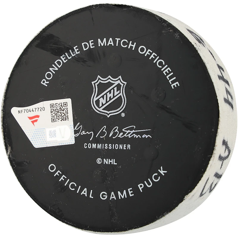 Rondelle de but utilisée par Vladislav Gavrikov, des Rangers de New York, lors du match du 18 mars 2026 contre les Devils du New Jersey.