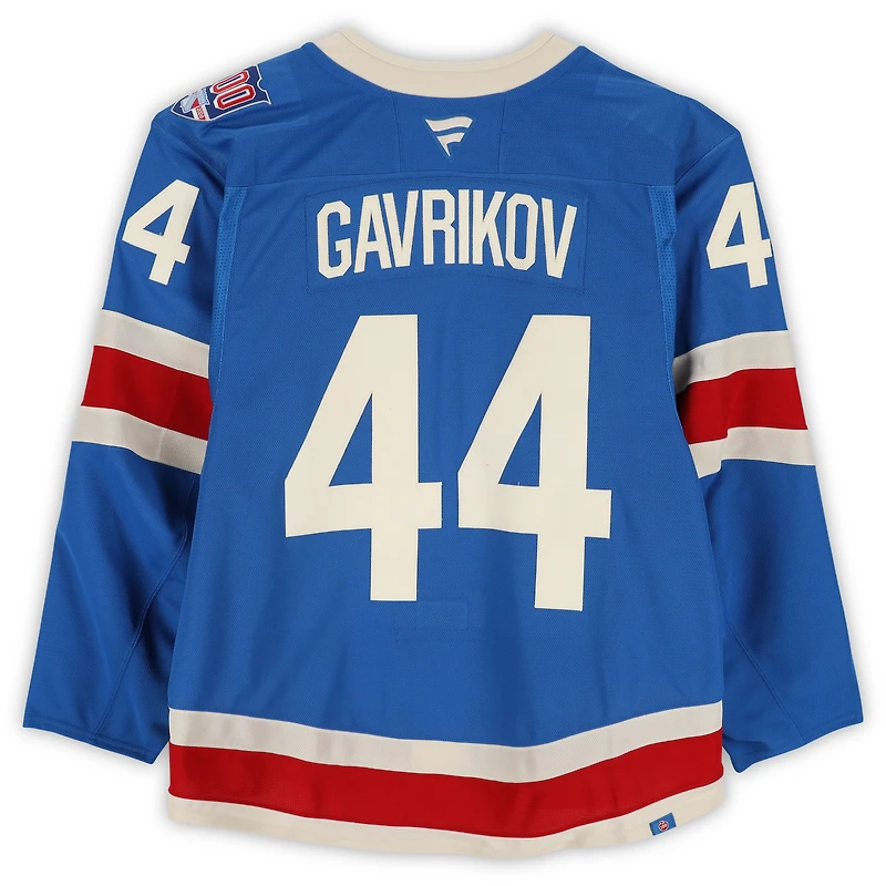 Maillot bleu du centenaire n° 44 porté par Vladislav Gavrikov des Rangers de New York contre les Hurricanes de la Caroline le 5 février 2026