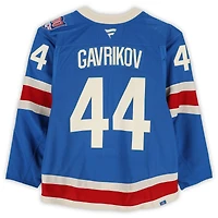 Maillot bleu du centenaire n° 44 porté par Vladislav Gavrikov des Rangers de New York contre les Hurricanes de la Caroline le 5 février 2026