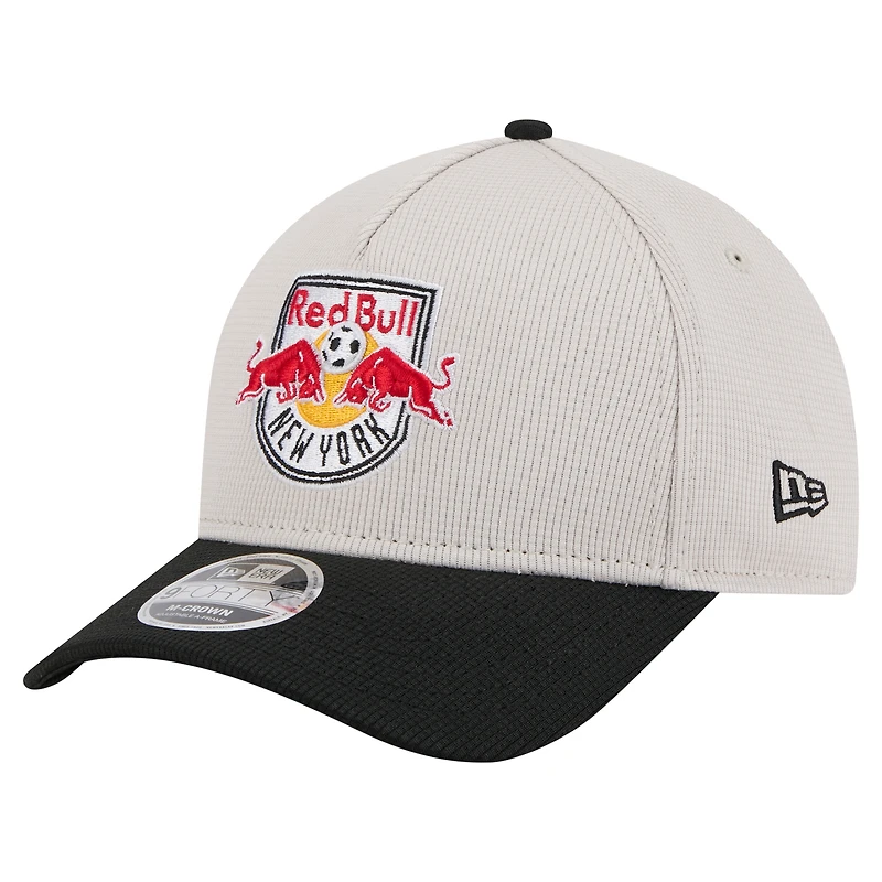 Casquette ajustable New Era grise New York Red Bulls 2025 Jersey Hook 9FORTY M-Crown pour homme