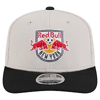 Casquette extensible à boutons-pression New York Red Bulls 2025 Jersey Hook 9SEVENTY pour homme New Era Kaki/Noir