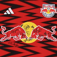Maillot rouge adidas officiel des New York Red Bulls, saison 2024 de la MLS, avec au moins 10 signatures - Signature recto