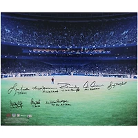 Photographie autographiée de 20" x 24" du champion des World Series 1977 des Yankees de New York avec 8 signatures et plusieurs inscriptions