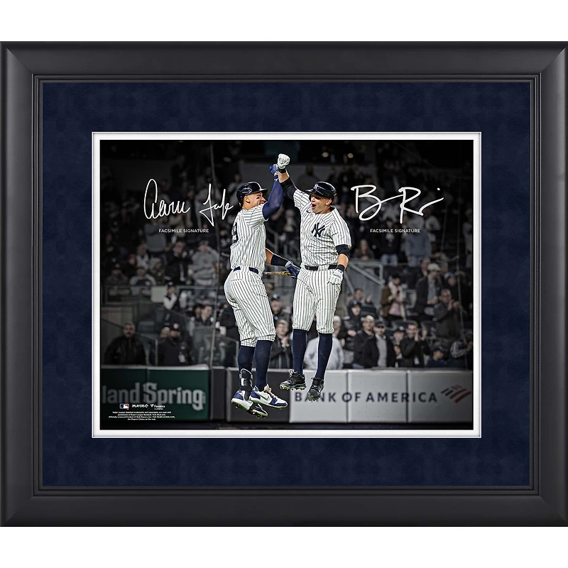 Photo encadrée 11 x 35,5 cm (11 x 14 pouces) d'Aaron Judge et Ben Rice, joueurs des Yankees de New York - Signature reproduite