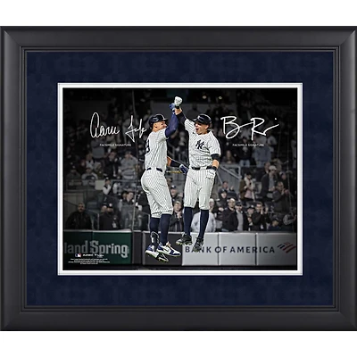Photo encadrée 11 x 35,5 cm (11 x 14 pouces) d'Aaron Judge et Ben Rice, joueurs des Yankees de New York - Signature reproduite