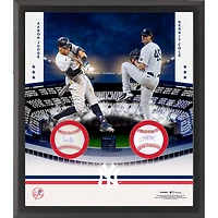 Collage de deux balles de baseball encadrées signées par Aaron Judge et Gerrit Cole des Yankees de New York