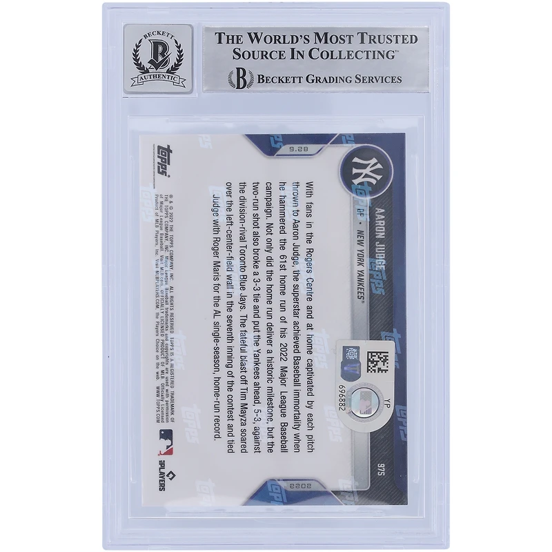 Aaron Judge New York Yankees Autographié Topps 2022 Maintenant 61e HR #975 Beckett Fanatics Witnessed Authenticated 10 Card