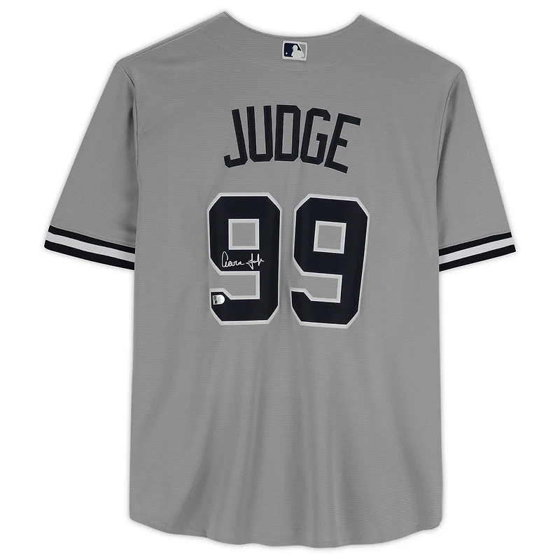 Maillot réplique gris Nike autographié d'Aaron Judge, Yankees de New York