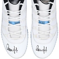 Chaussures Jordan blanches portées et autographiées par Aaron Judge, joueur des Yankees de New York, lors de la saison 2025 de la MLB