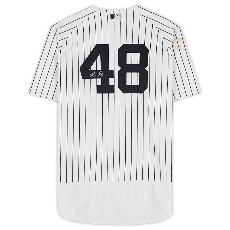Maillot à rayures blanches dédicacé par Anthony Rizzo des Yankees de New York #48 contre les Red Sox de Boston le 11 juin 2023