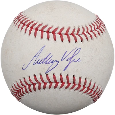 Balle de baseball autographiée par Anthony Volpe (New York Yankees) utilisée lors du match contre les Astros de Houston le 8 août 2025 - Simple avec point produit