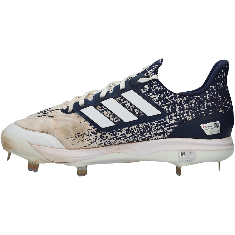 Chaussures adidas bleu marine/blanc dédicacées par Anthony Volpe des Yankees de New York lors de la saison 2024 de la MLB - RG13322116-17