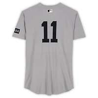 Maillot Nike gris n° 11 d'Anthony Volpe, utilisé par les Yankees de New York, lors du match contre les Blue Jays de Toronto le 23 juillet 2025 : 1-2, HR, RBI, R
