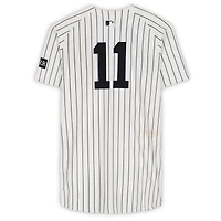 Maillot Nike blanc à rayures fines n° 11 des Yankees de New York, Anthony Volpe, utilisé lors du match contre les Rays de Tampa Bay, le 31 juillet 2025.