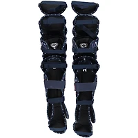 Protège-tibias EvoShield bleu marine d'Austin Wells, portés lors du match contre les Mets de New York, le 5 juillet 2025