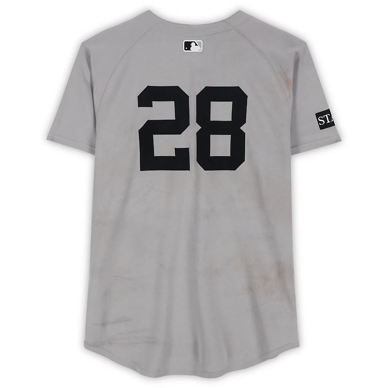 Maillot Nike gris n° 28 d'Austin Wells, porté lors du match contre les Astros de Houston, le 4 septembre 2025