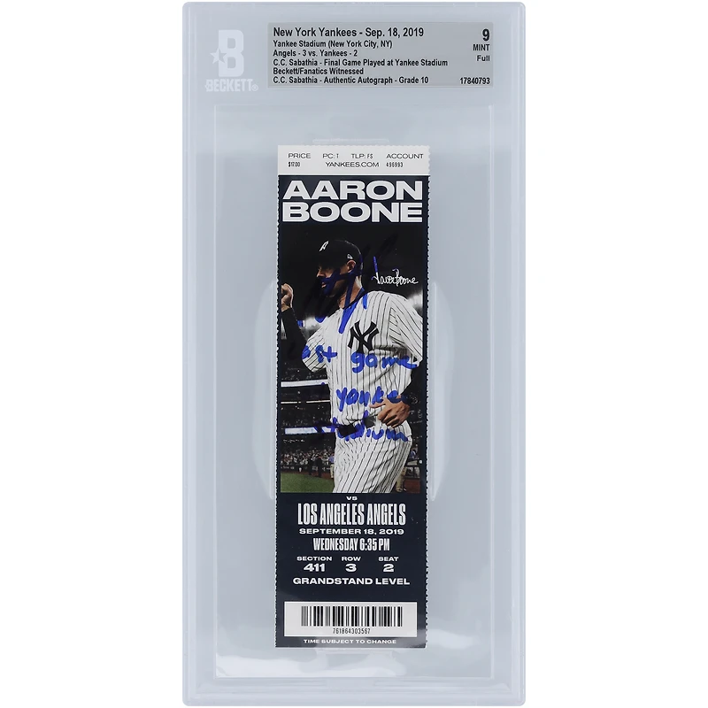 Billet authentifié 9/10 du 18 septembre 2019 avec l'inscription « Dernier match au Yankee Stadium » autographié par CC Sabathia des Yankees de New York. Les fans de Beckett ont été témoins du dernier match au Yankee Stadium.