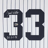 Maillot réplique blanc Nike autographié par David Wells des Yankees de New York, avec inscription « P.G. 17/05/98 ».