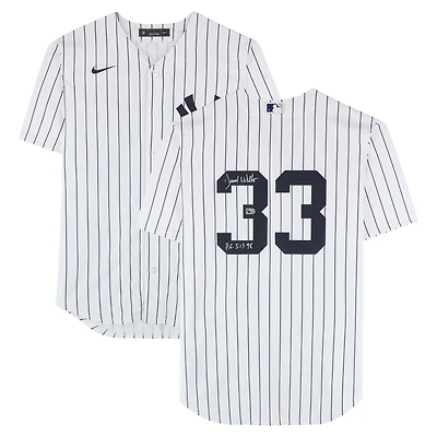 Maillot réplique blanc Nike autographié par David Wells des Yankees de New York, avec inscription « P.G. 17/05/98 ».