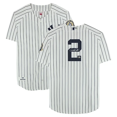 Maillot blanc authentique autographié par Derek Jeter des Yankees de New York, Mitchell & Ness 2013