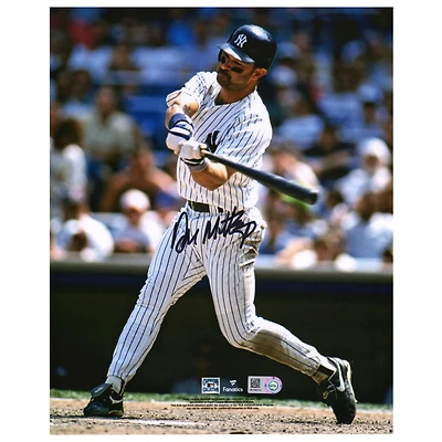 Photographie autographiée de Don Mattingly des Yankees de New York en train de frapper, 8" x 10"