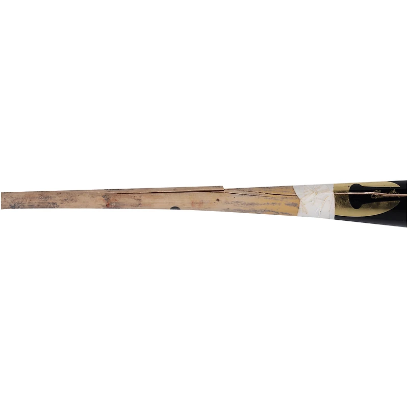 Estevan Florial, batte de baseball Chandler Broken Bat de couleur beige et noire utilisée par les Yankees de New York contre les Blue Jays de Toronto le 28 septembre 2023