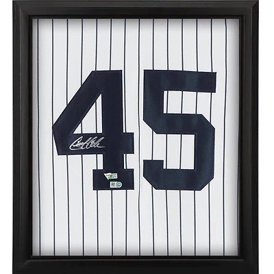 Maillot Nike authentique blanc encadré autographié par Gerrit Cole des Yankees de New York Shadowbox
