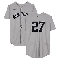 Maillot Nike gris n° 27 de Giancarlo Stanton, porté par les Yankees de New York lors du match contre les Astros de Houston, le 4 septembre 2025