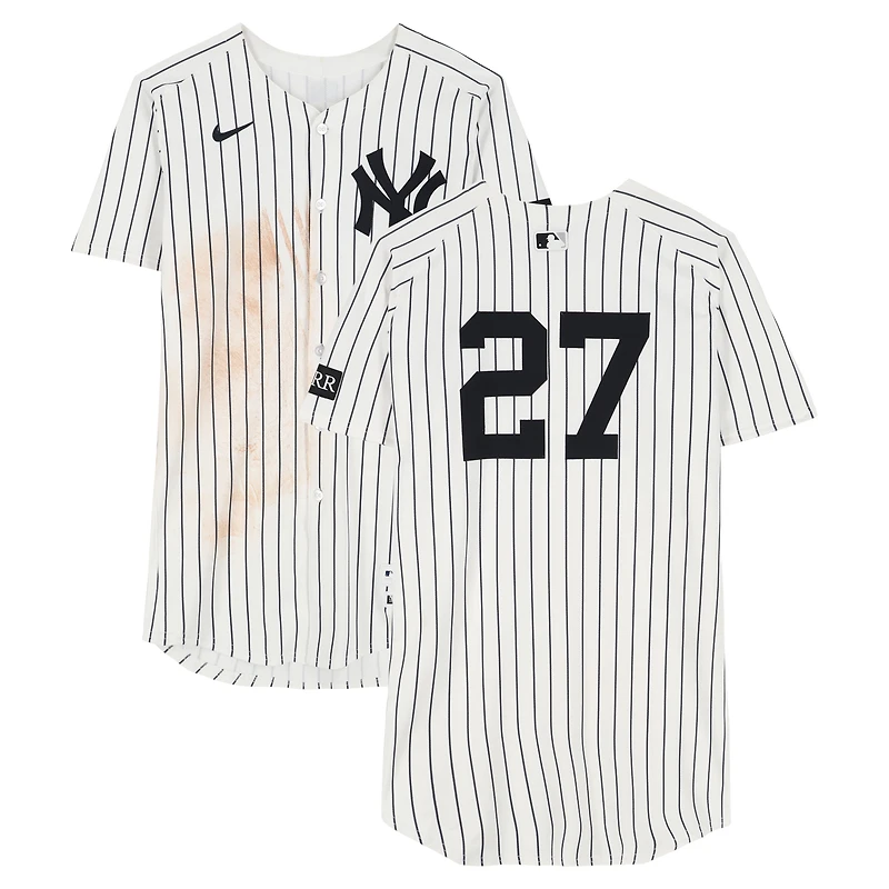 Maillot Nike blanc à fines rayures n° 27 porté par Giancarlo Stanton des Yankees de New York contre les Red Sox de Boston le 2 octobre 2025