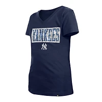 T-shirt à col en V New Era York Yankees pour fille