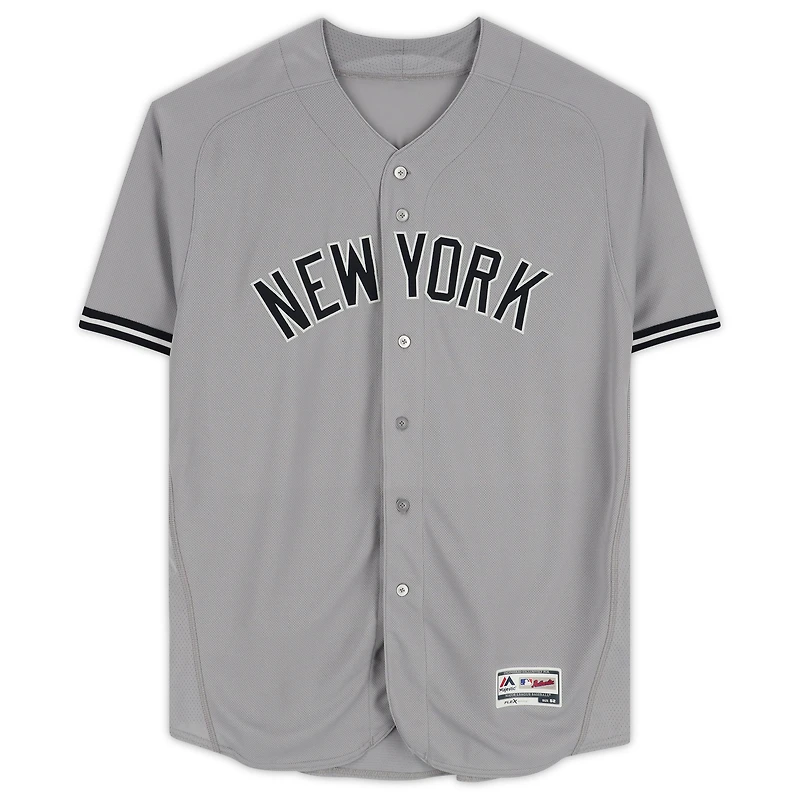 Gleyber Torres New York Yankees Autographed Topps Gray Majestic Authentic Jersey