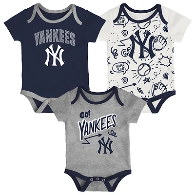 Infant & Newborn Outerstuff New York Yankees All Day Play Three-Piece Bodysuit Set