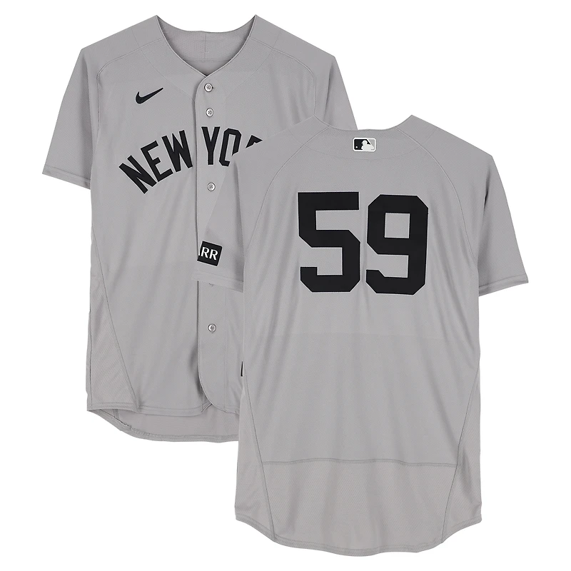 Maillot gris n° 59 porté par Jake Bird des Yankees de New York lors du match contre les Giants de San Francisco le 25 mars 2026