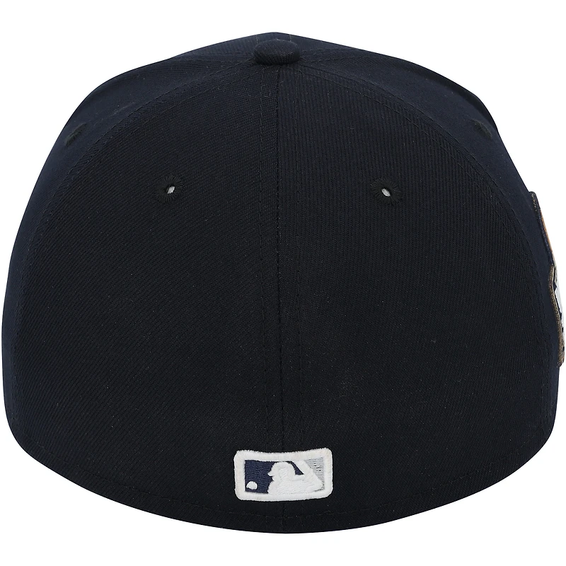 Casquette New Era bleu marine portée par Jake Cousins des Yankees de New York contre les Dodgers de Los Angeles le 30 octobre 2024 - Match 5 des Séries mondiales