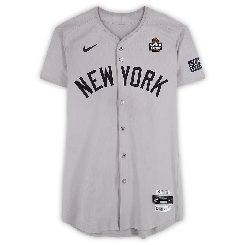 Maillot gris n°61 de Jake Cousins ​​pour les Yankees de New York lors du match des World Series contre les Dodgers de Los Angeles le 25 octobre 2024