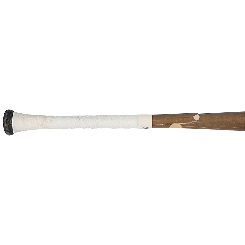 Bâton Marucci noir cassé utilisé par Jasson Domínguez (New York Yankees) lors du match contre les Marlins de Miami le 3 août 2025