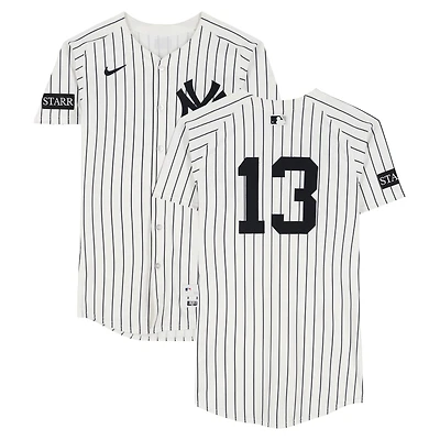 Maillot Nike blanc à fines rayures n° 13 porté par Jazz Chisholm Jr. (New York Yankees) contre les Blue Jays de Toronto le 8 octobre 2025 - Match 4 de la série de division de la Ligue américaine