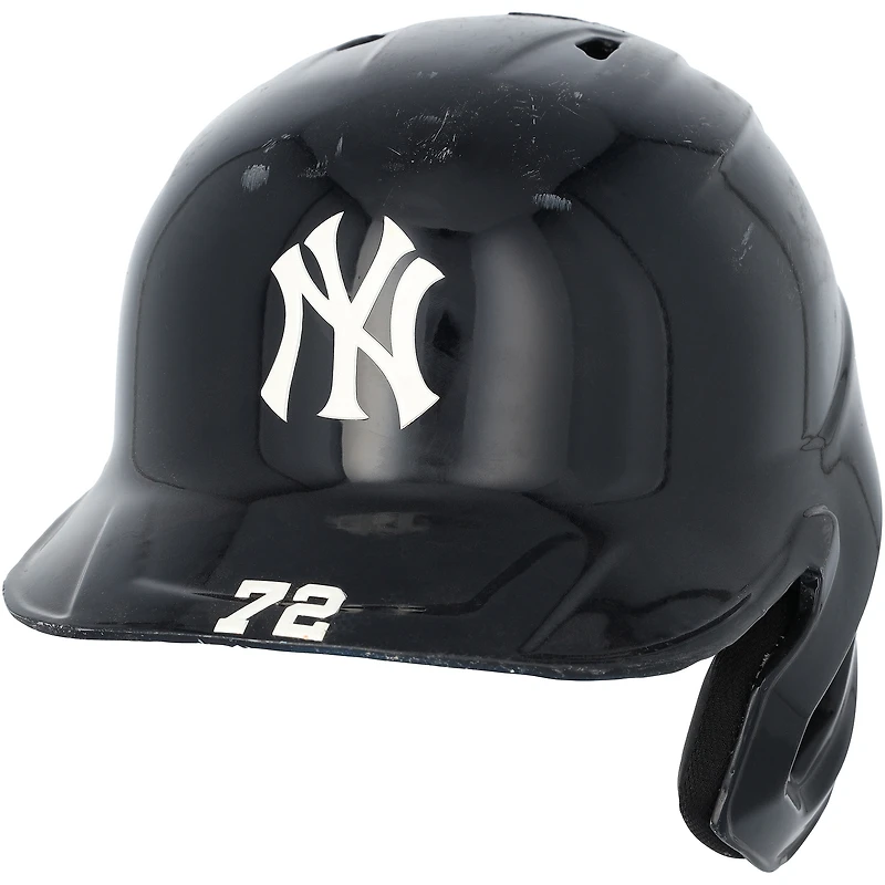 Casque de frappeur bleu marine n° 72 des Yankees de New York porté par José Caballero lors du match contre les Marlins de Miami le 3 avril 2026