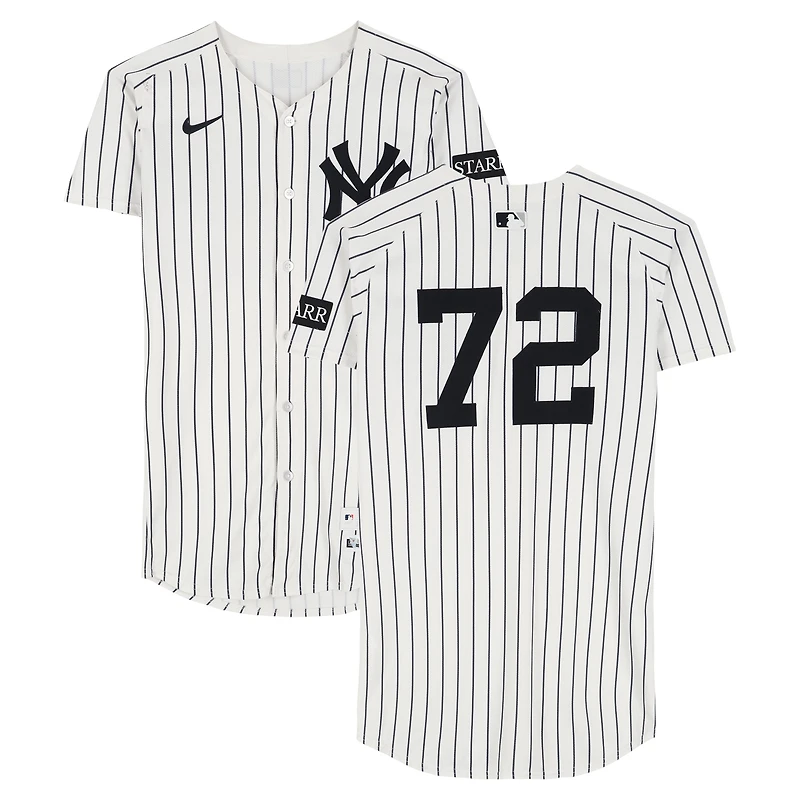 Maillot Nike blanc à fines rayures n° 72 porté par José Caballero, des Yankees de New York, contre les Blue Jays de Toronto le 8 octobre 2025 - Match 4 de la série de division de la Ligue américaine