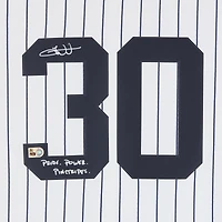 Maillot réplique blanc Nike autographié par Luke Weaver des Yankees de New York, avec l'inscription « Fierté. Puissance. Rayures. »