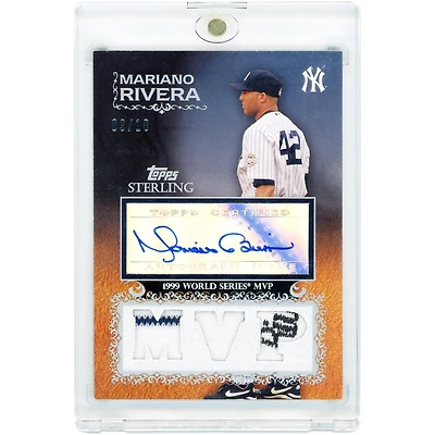 Mariano Rivera New York Yankees Autographed 2009 Topps Sterling Triple Game-Used Relics #3SCA-78 #9/10 Card