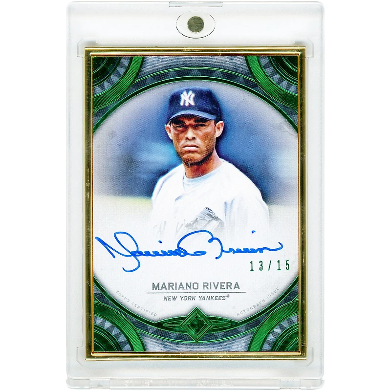 Mariano Rivera New York Yankees Autographed 2022 Topps Transcendent Emerald #TCA-MR #13/15 Card