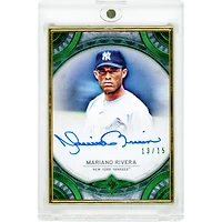 Mariano Rivera New York Yankees Autographed 2022 Topps Transcendent Emerald #TCA-MR #13/15 Card