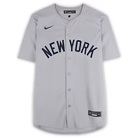 Maillot gris Nike Limited autographié par Max Fried des Yankees de New York